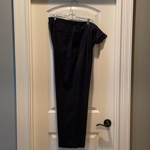 Brand: Claiborne
Material: 100% polyester